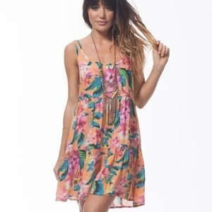 Rip Curl | NWT Paradiso Cover Up Orange Floral Small